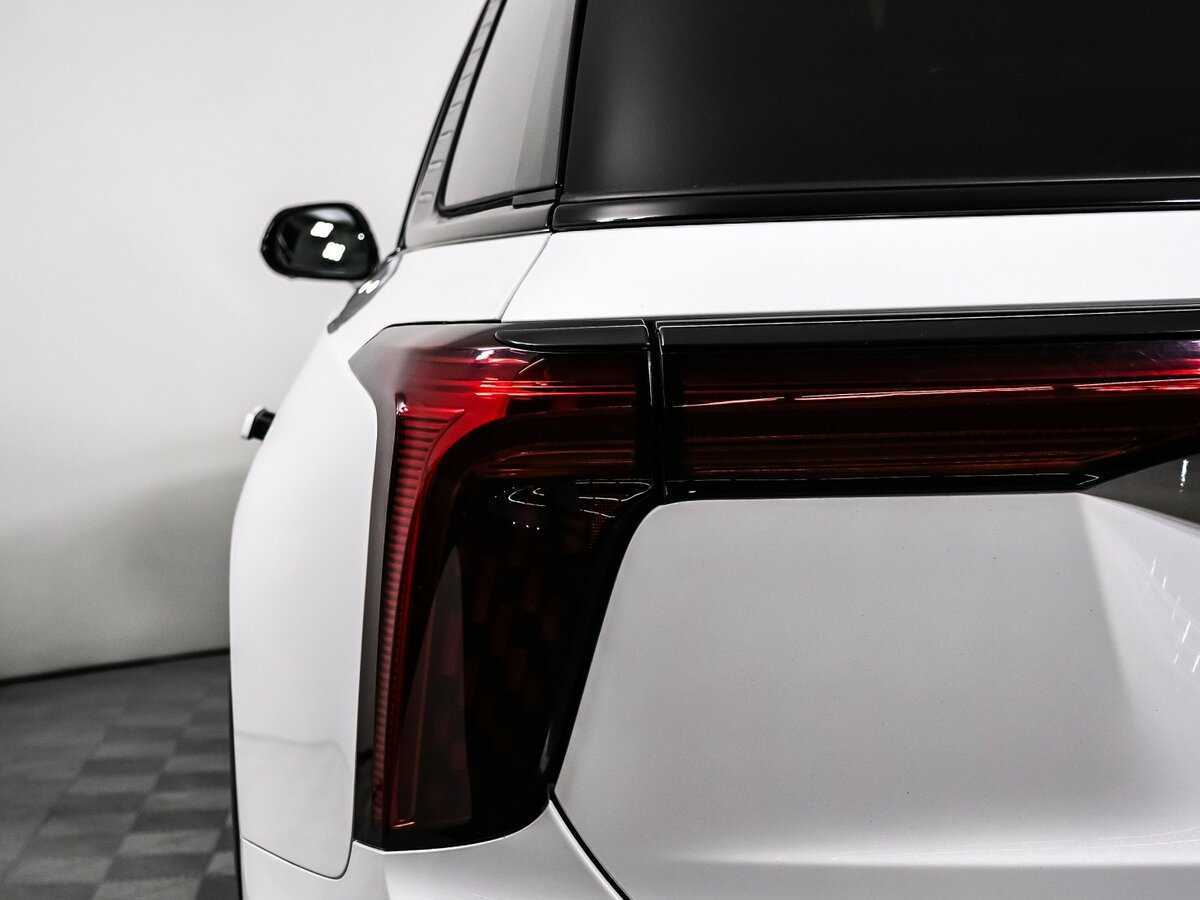 Hongqi E-HS9 2022 года с пробегом. Фото: #21