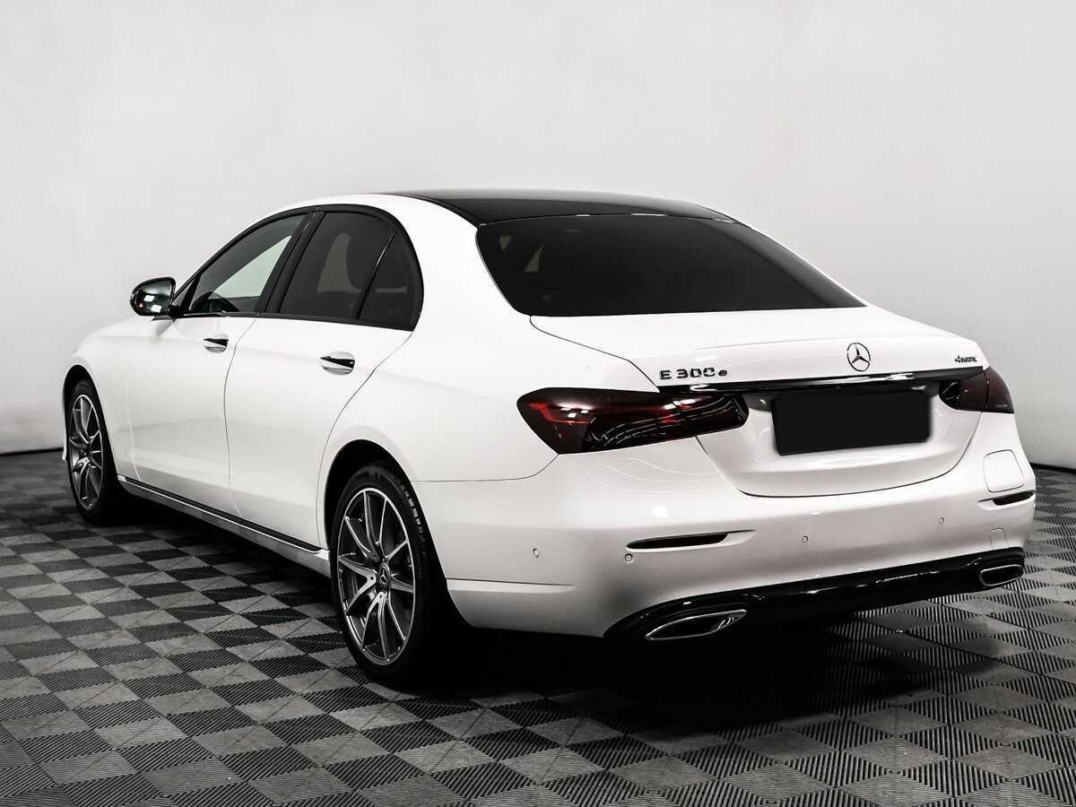 Mercedes-Benz E-Класс 2022 года с пробегом. Фото: #6