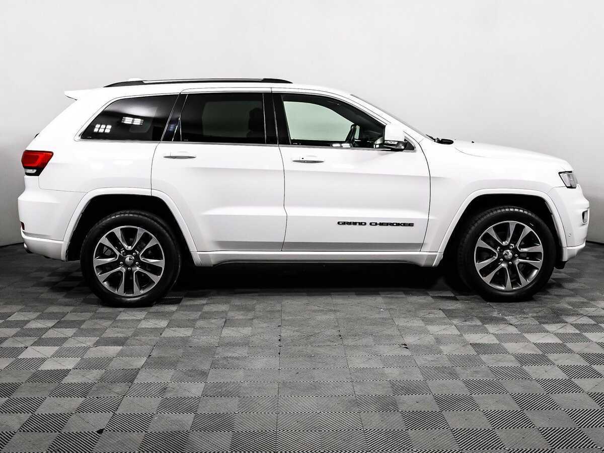 Jeep Grand Cherokee 2017 года с пробегом. Фото: #3