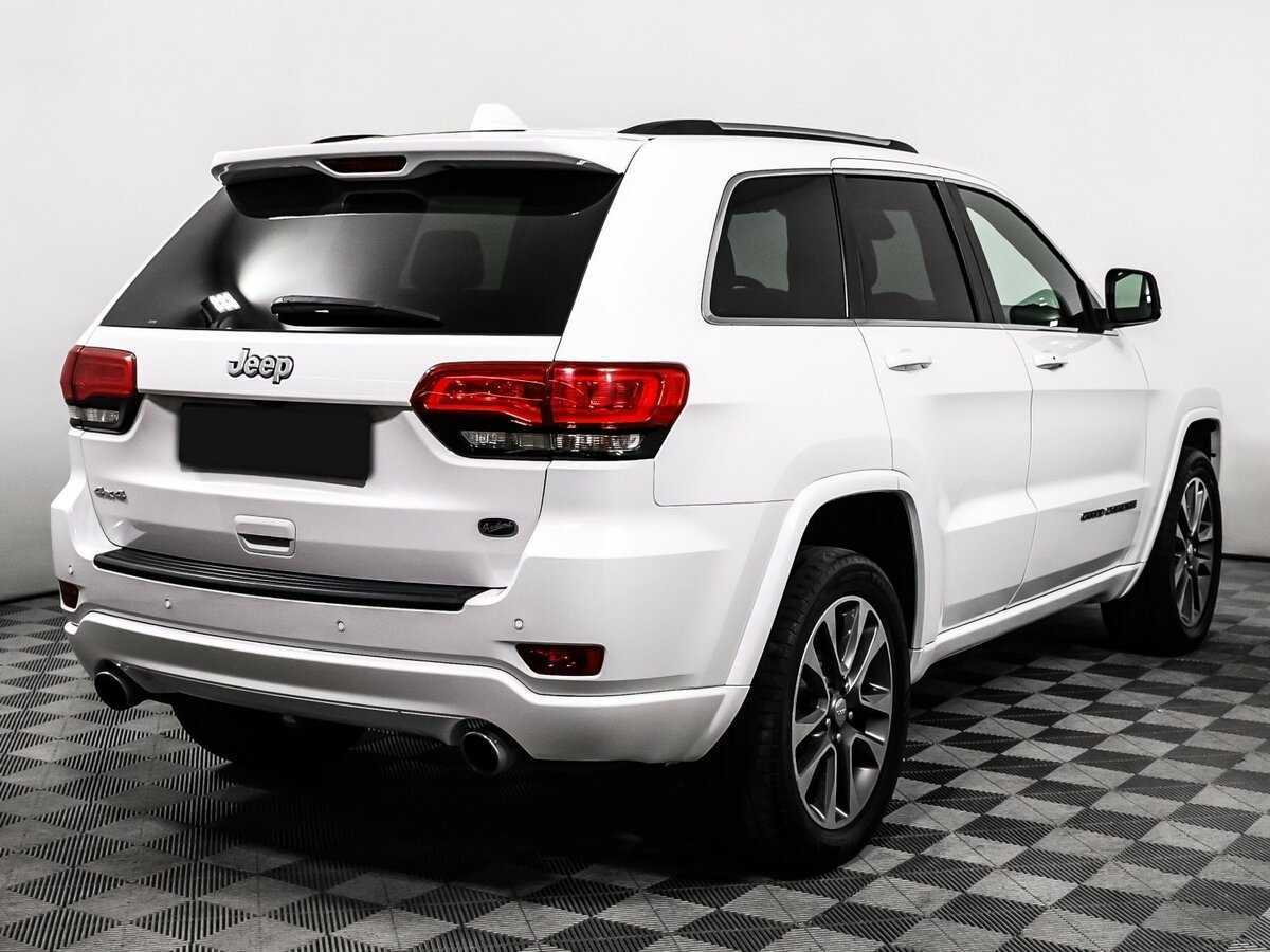Jeep Grand Cherokee 2017 года с пробегом. Фото: #4