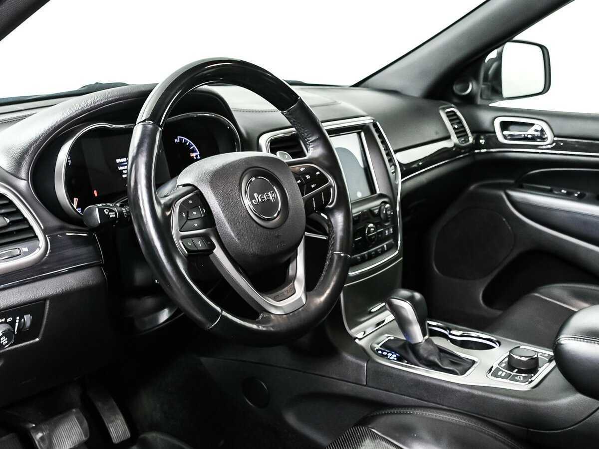 Jeep Grand Cherokee 2017 года с пробегом. Фото: #11