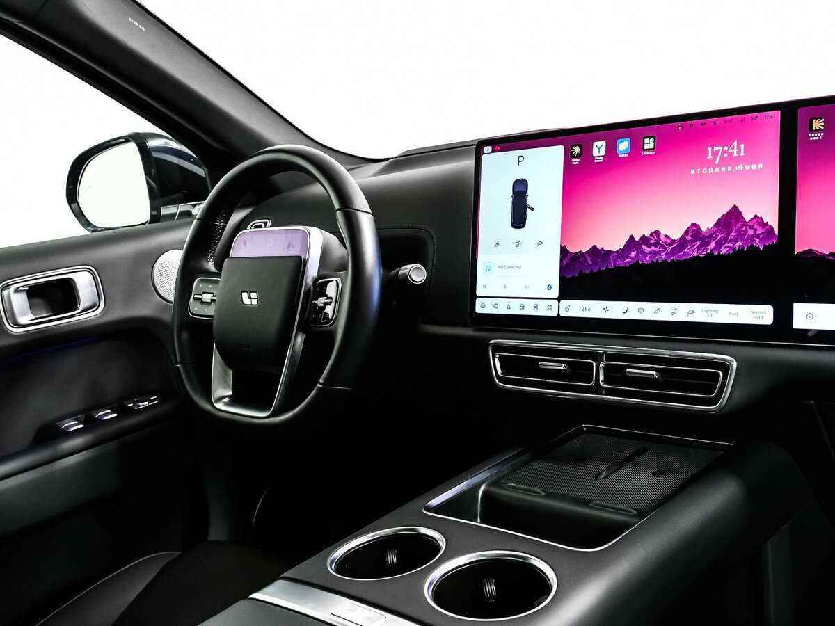 LiXiang L9 2024 года с пробегом. Фото: #8