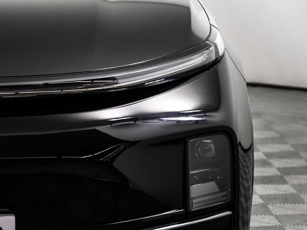 LiXiang L9 2024 года с пробегом. Фото: #14