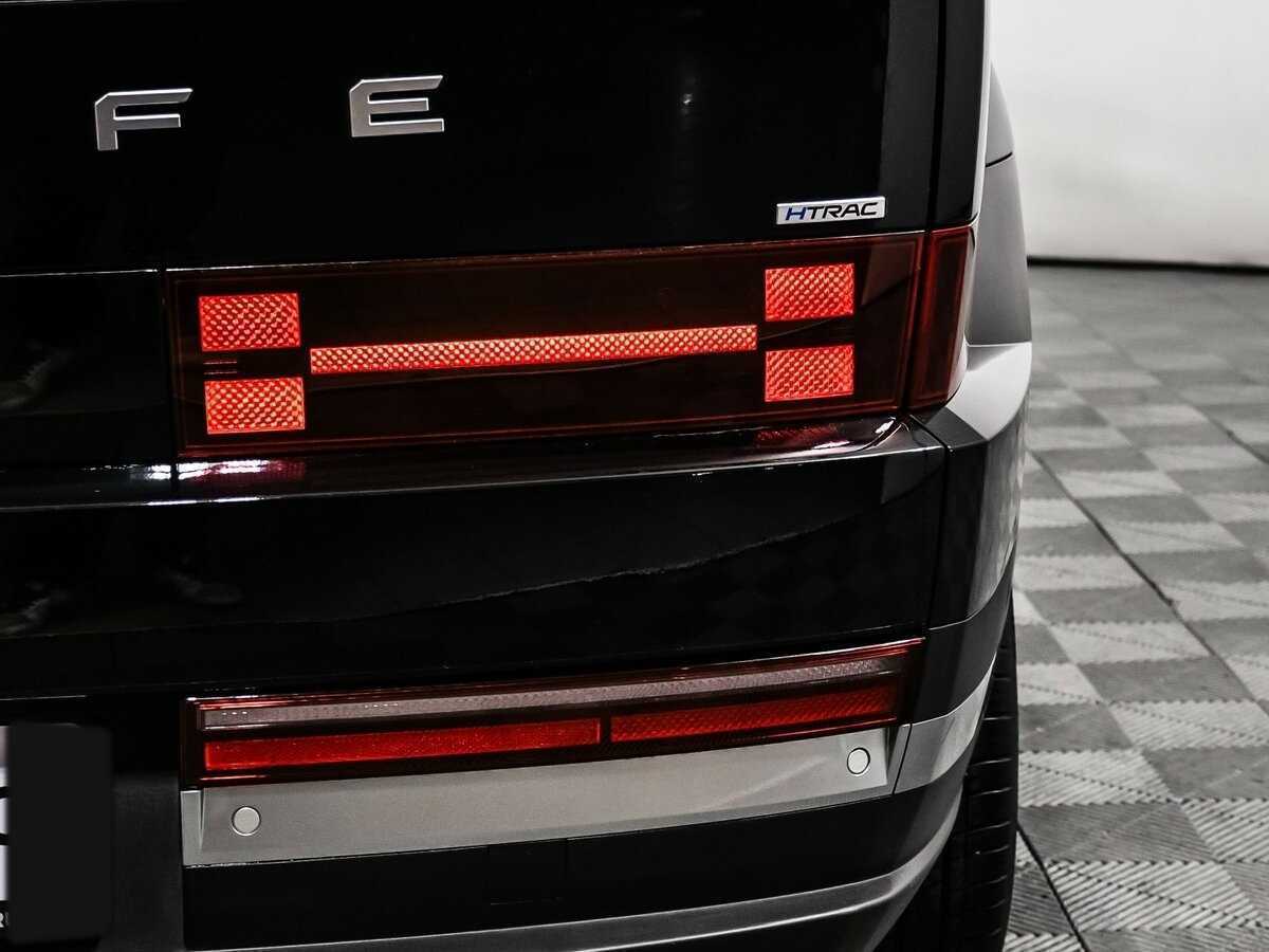 Hyundai Santa Fe 2023 года с пробегом. Фото: #18