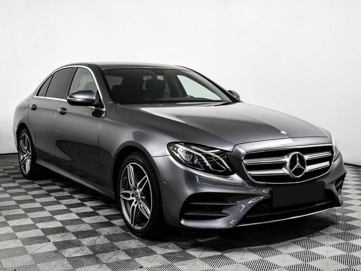 Mercedes-Benz E-Класс 2018 года с пробегом. Фото: #2