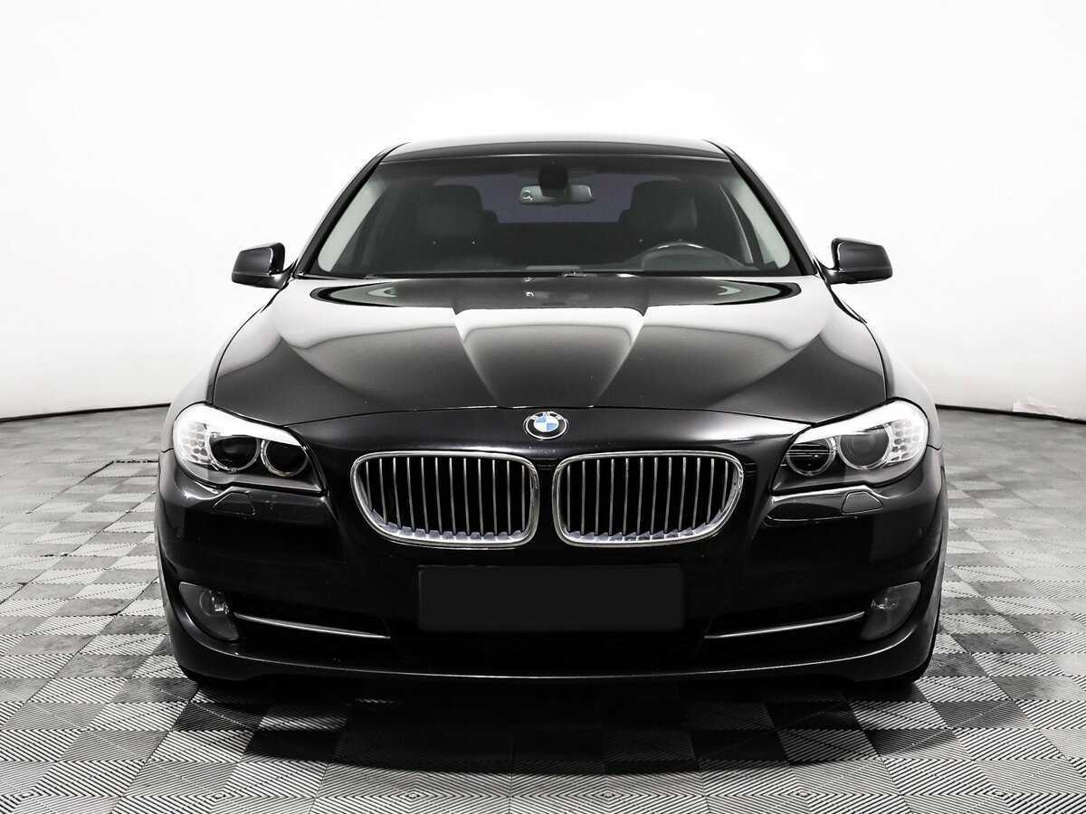 BMW 5 серии 2011 года с пробегом. Фото: #1