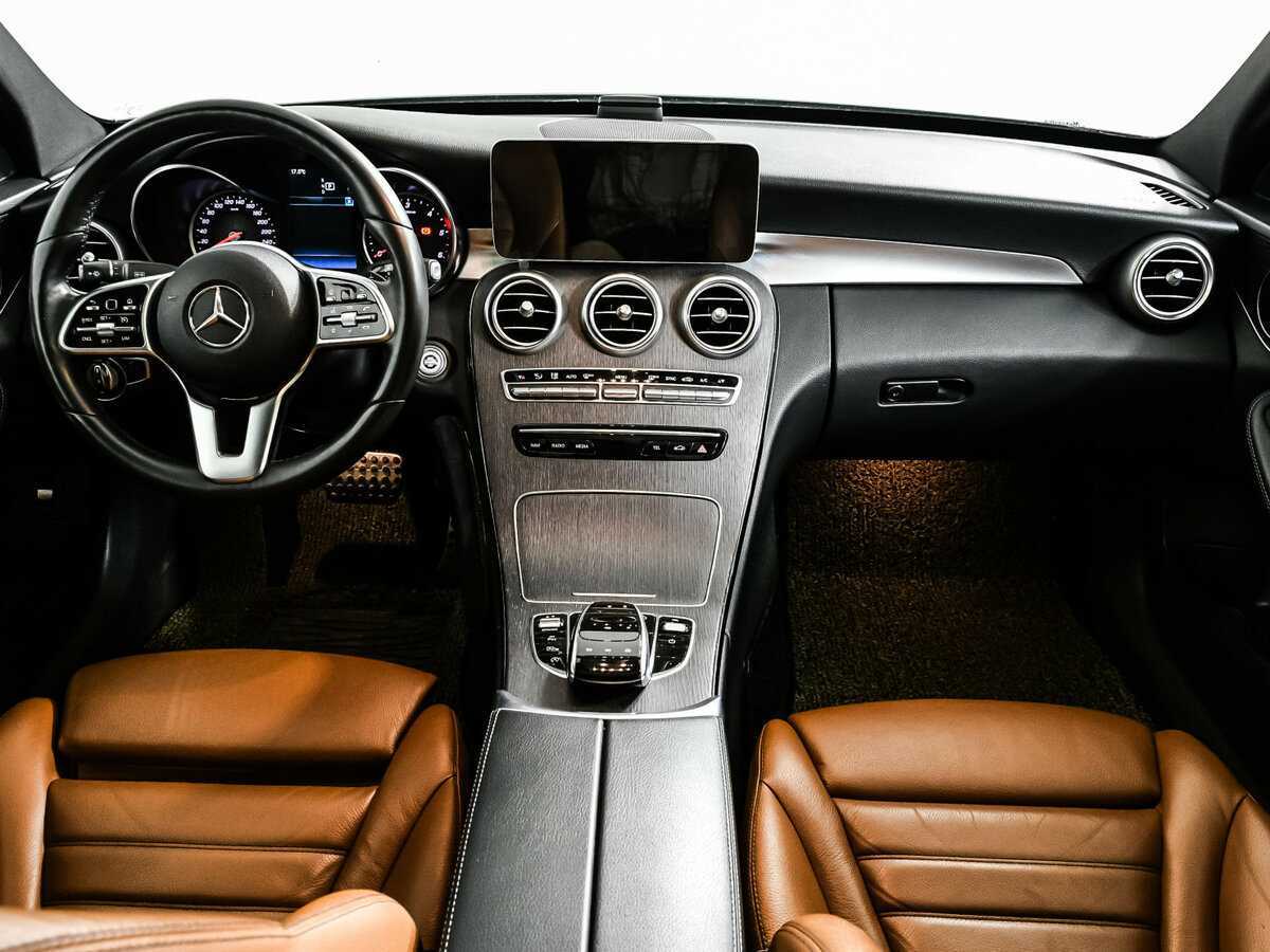 Mercedes-Benz C-Класс 2018 года с пробегом. Фото: #10