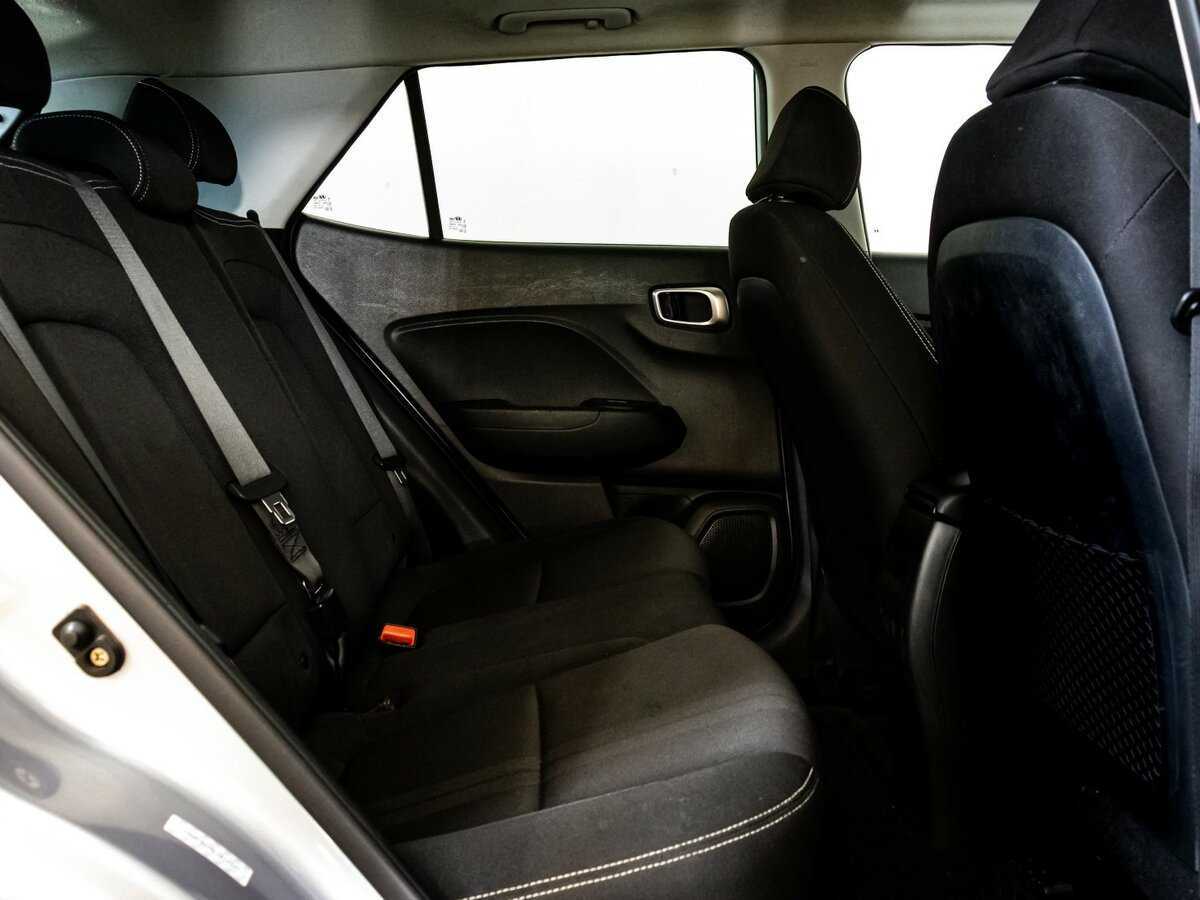 Hyundai Venue 2019 года с пробегом. Фото: #19