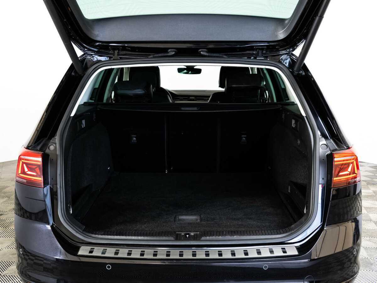 Volkswagen Passat 2020 года с пробегом. Фото: #21