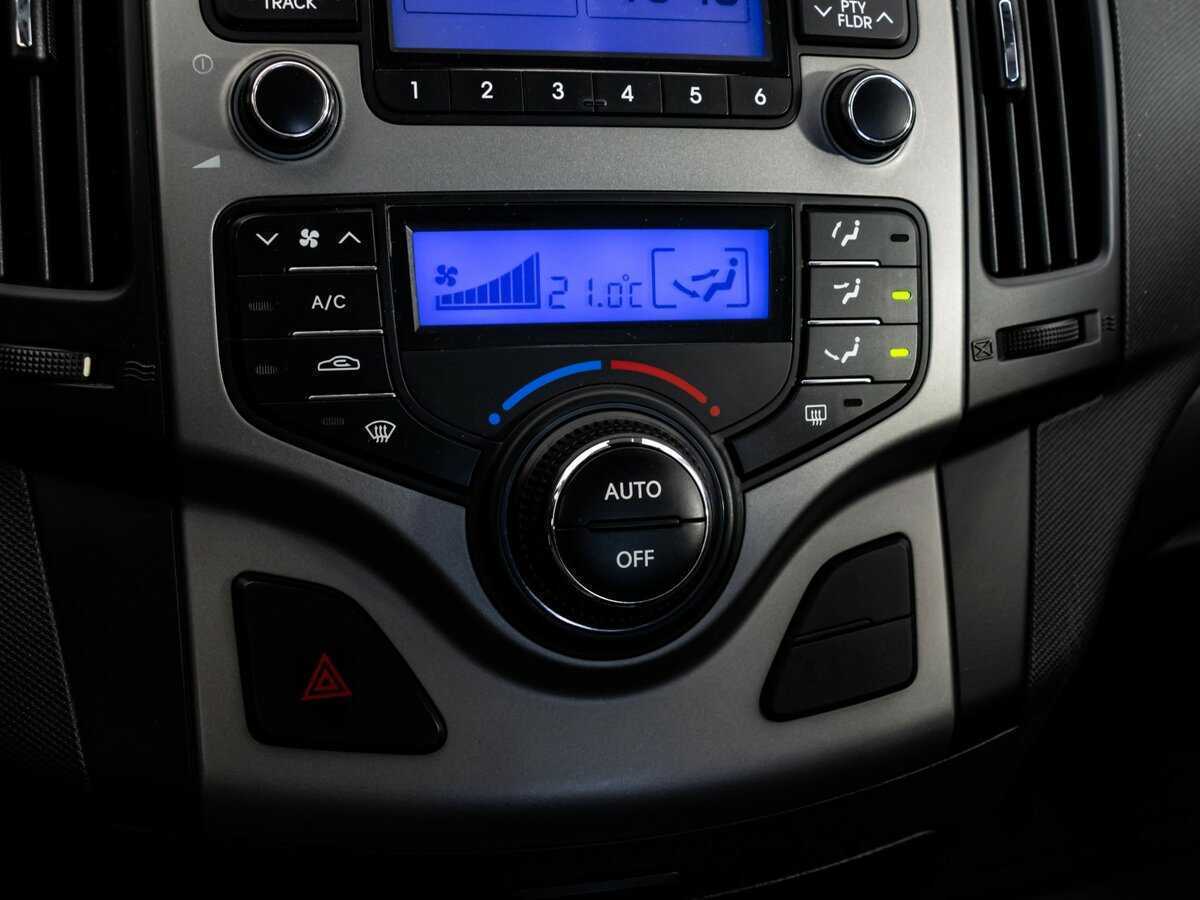 Hyundai i30 2009 года с пробегом. Фото: #11