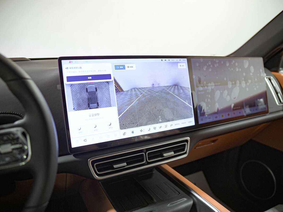 LiXiang L6 2024 года с пробегом. Фото: #12