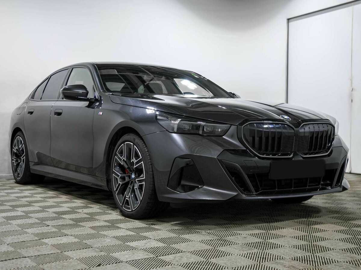 BMW 5 серии 2024 года с пробегом. Фото: #2