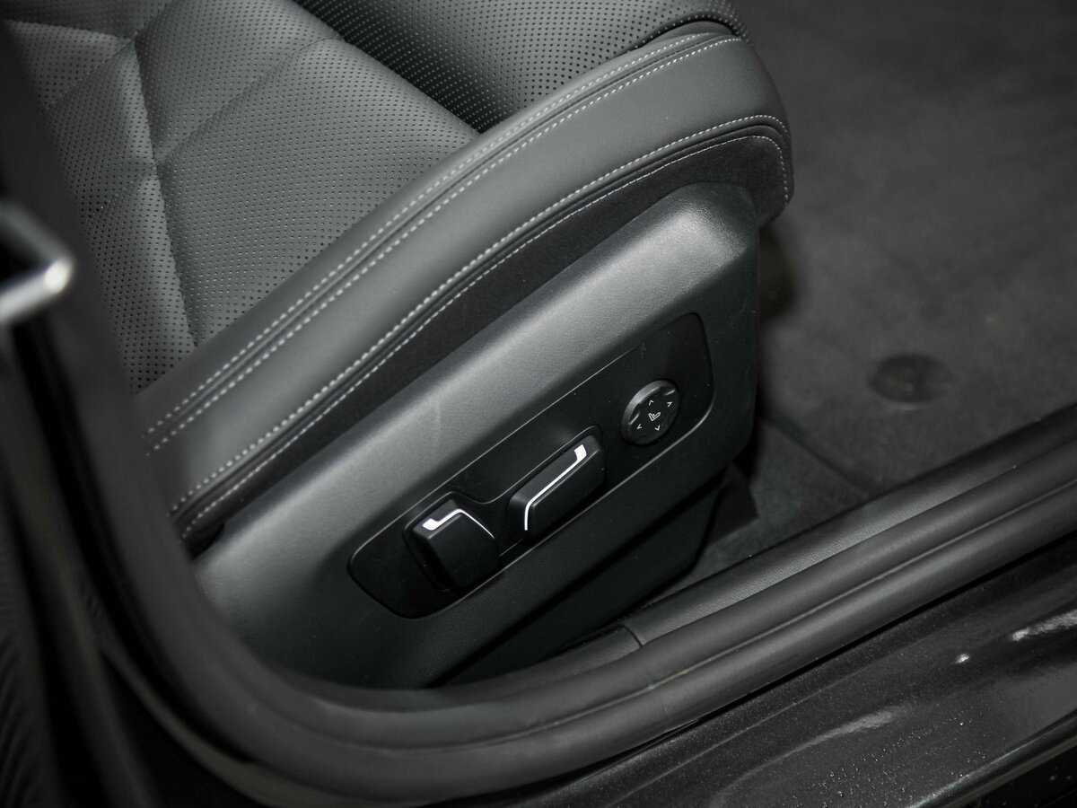 BMW 5 серии 2024 года с пробегом. Фото: #18