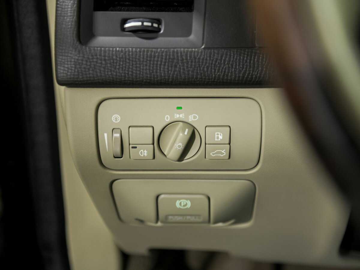 Volvo XC60 2010 года с пробегом. Фото: #11