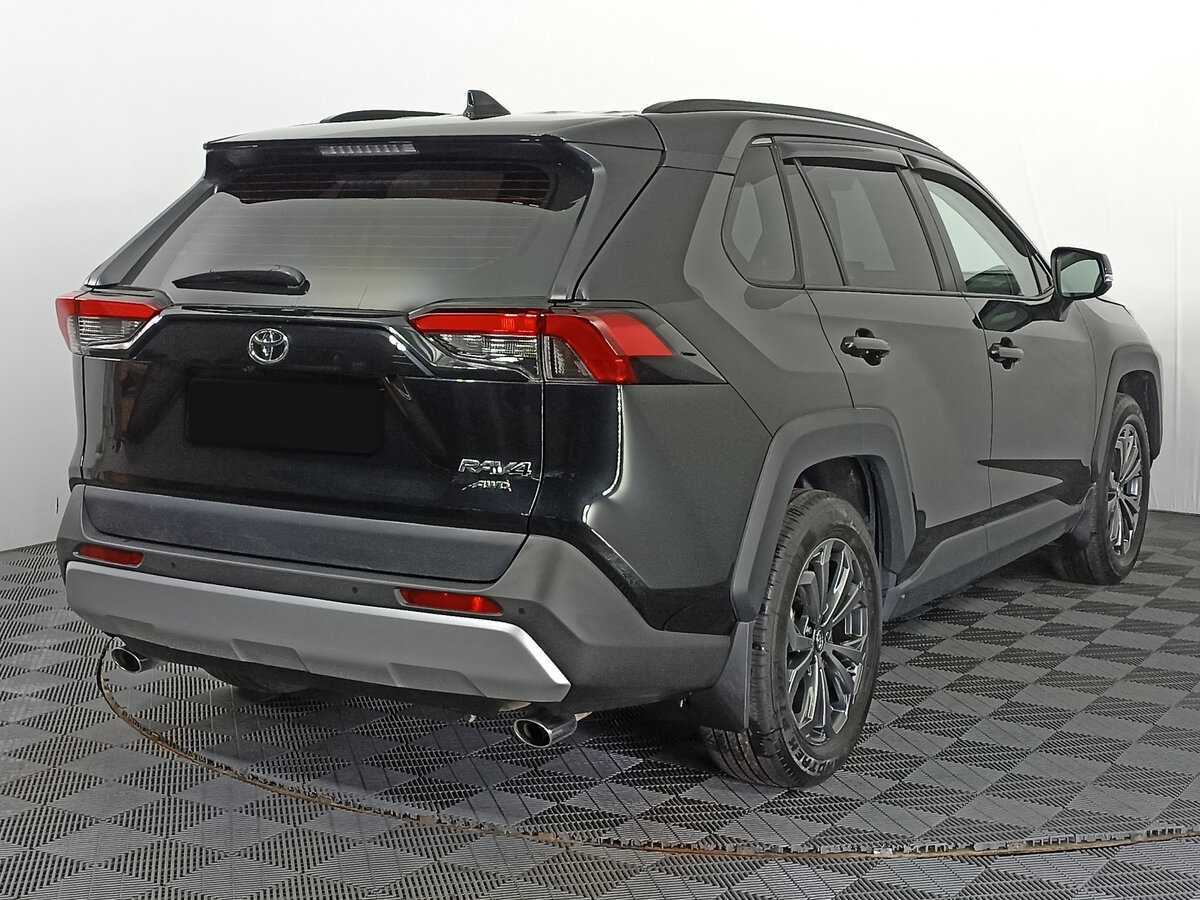 Toyota RAV4 2023 года с пробегом. Фото: #3