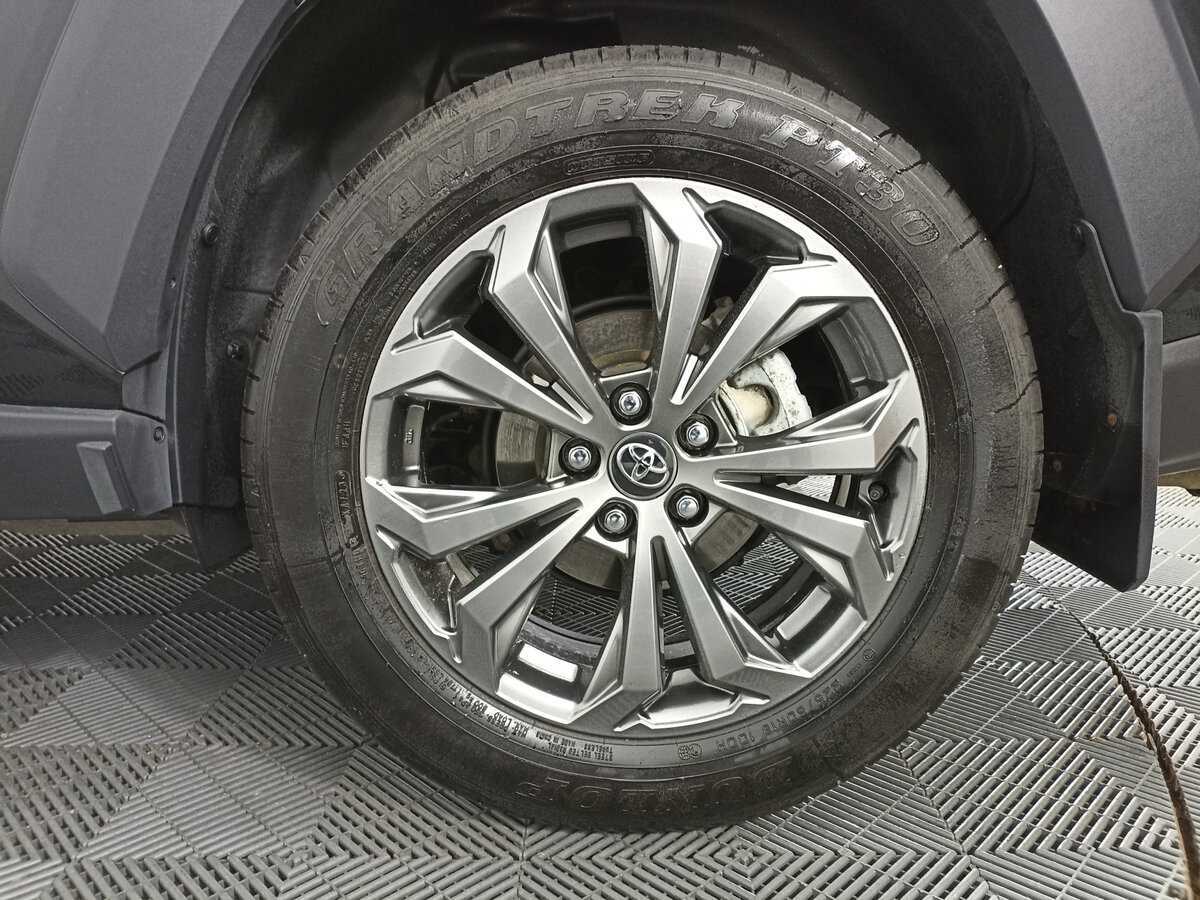 Toyota RAV4 2023 года с пробегом. Фото: #15