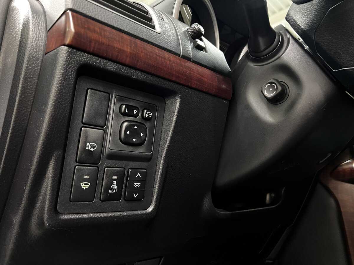 Toyota Land Cruiser Prado 2014 года с пробегом. Фото: #19