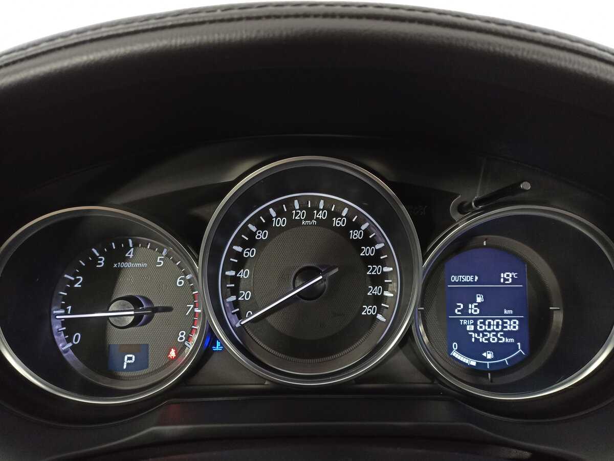 Б/У Мазда 6 2015 года. Фото: #10