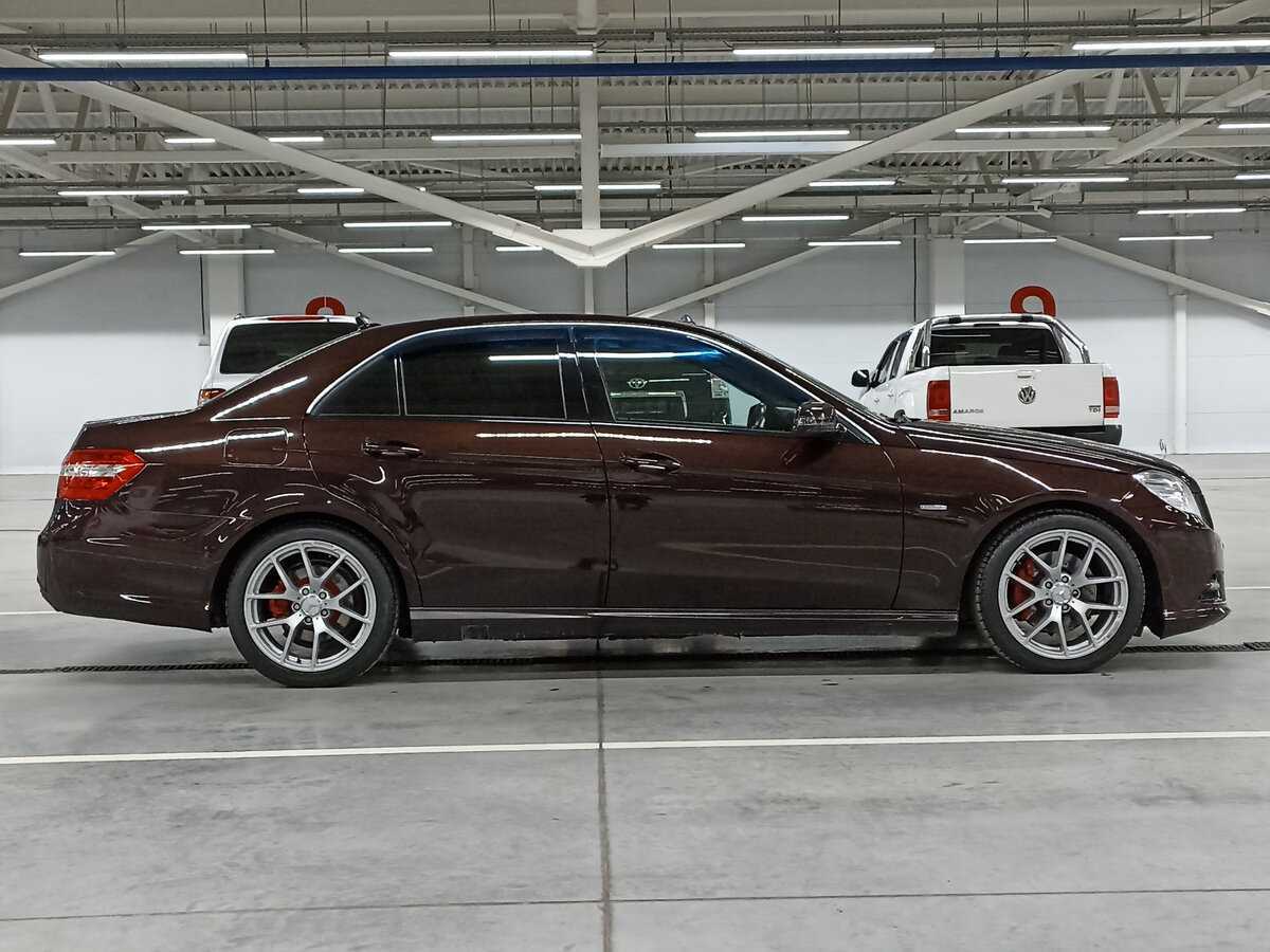 Mercedes-Benz E-Класс 2011 года с пробегом. Фото: #3