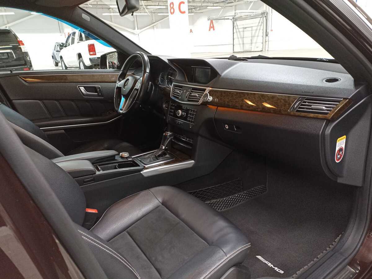 Mercedes-Benz E-Класс 2011 года с пробегом. Фото: #10