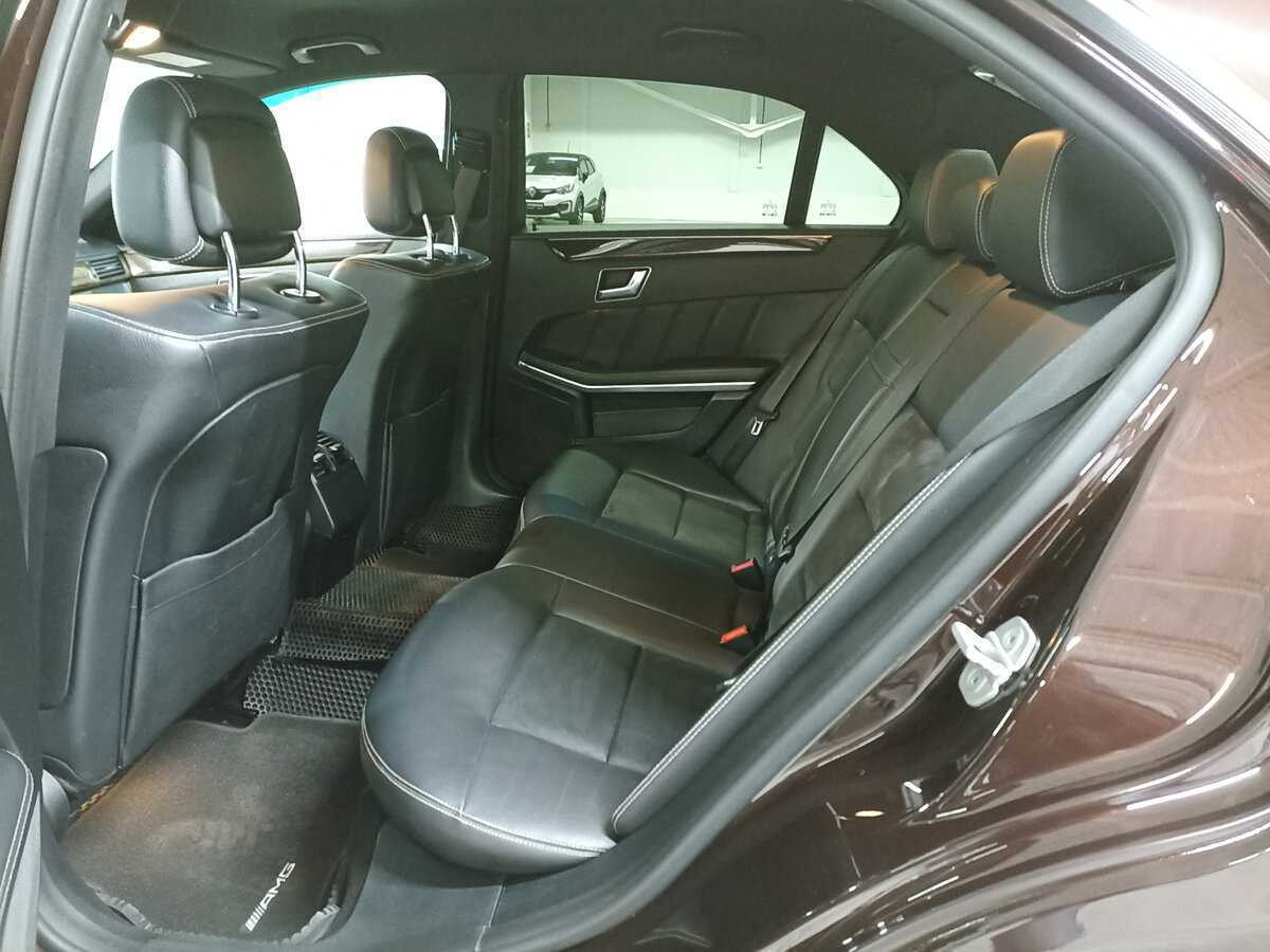 Mercedes-Benz E-Класс 2011 года с пробегом. Фото: #11