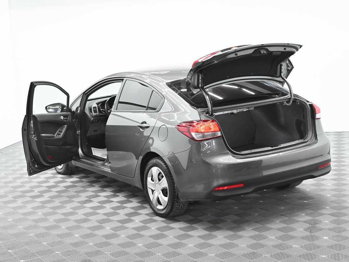 Б/У Киа Церато 2018 года. Фото: #4