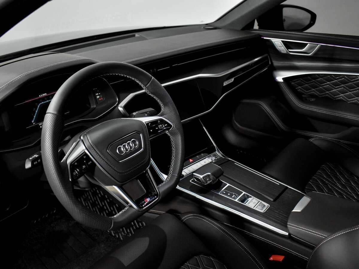Audi A6 2024 года с пробегом. Фото: #6