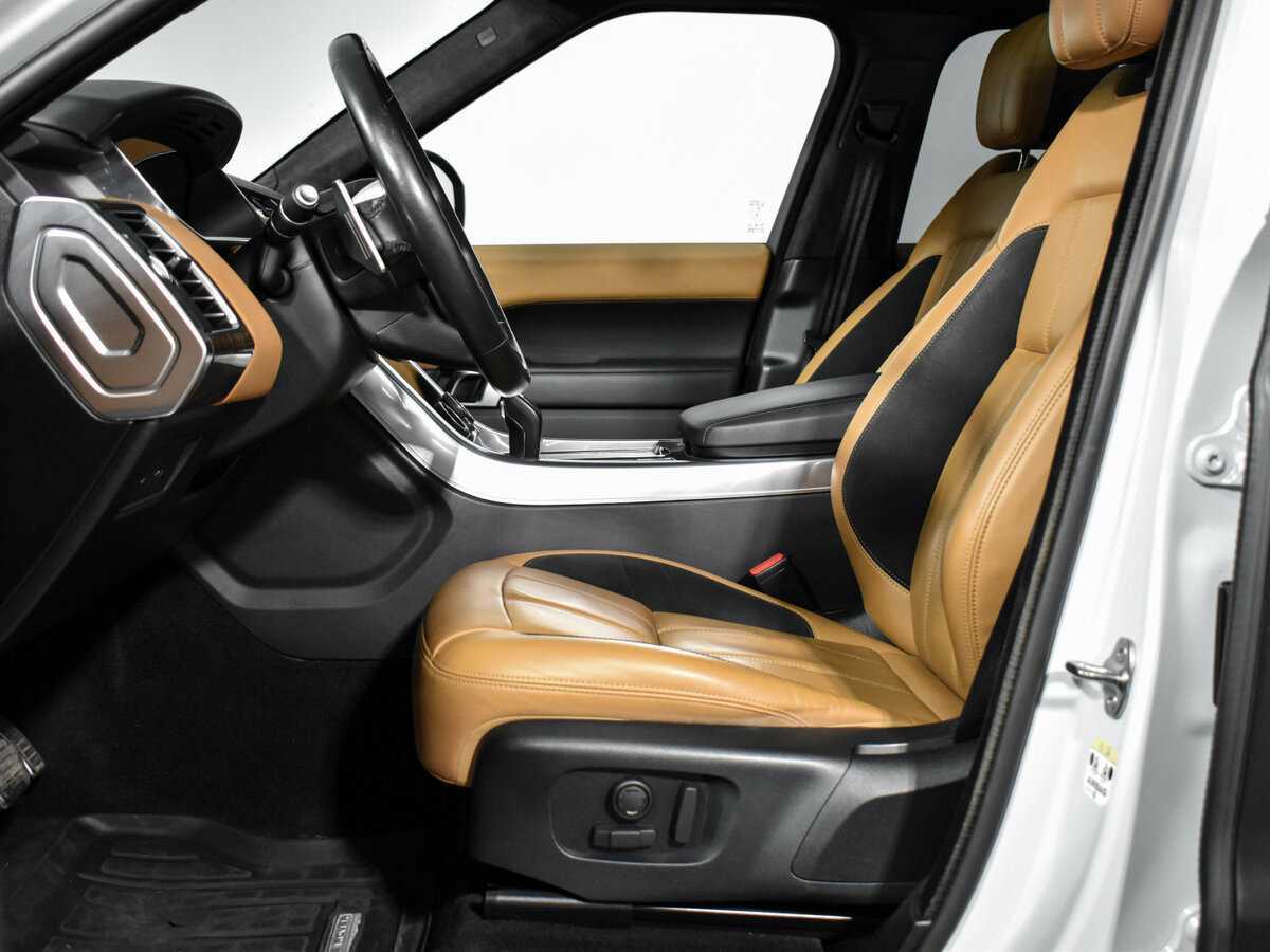 Land Rover Range Rover Sport 2020 года с пробегом. Фото: #9