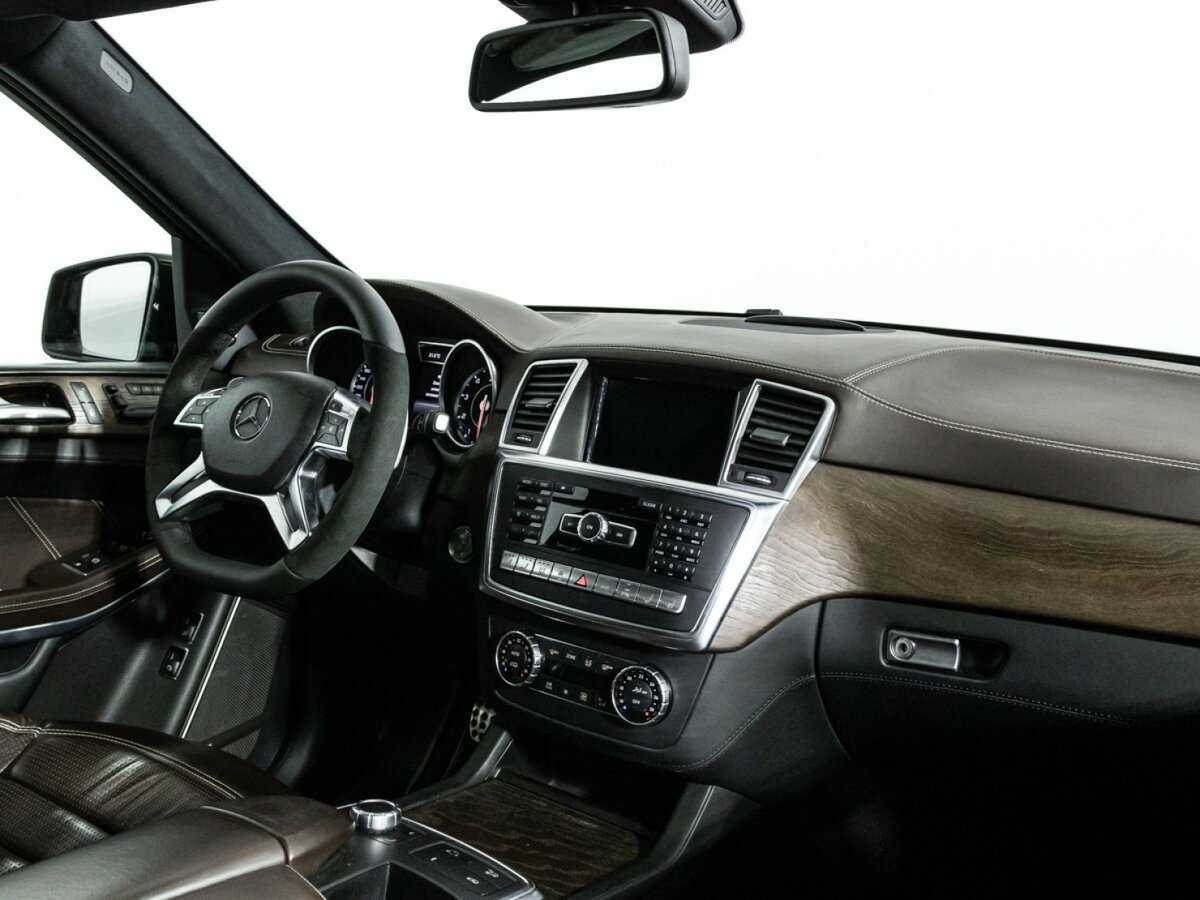 Mercedes-Benz GL-Класс AMG 2013 года с пробегом. Фото: #6