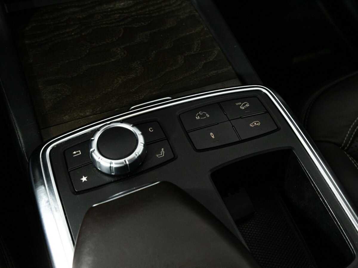 Mercedes-Benz GL-Класс AMG 2013 года с пробегом. Фото: #27