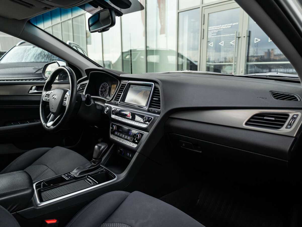 Hyundai Sonata 2018 года с пробегом. Фото: #9