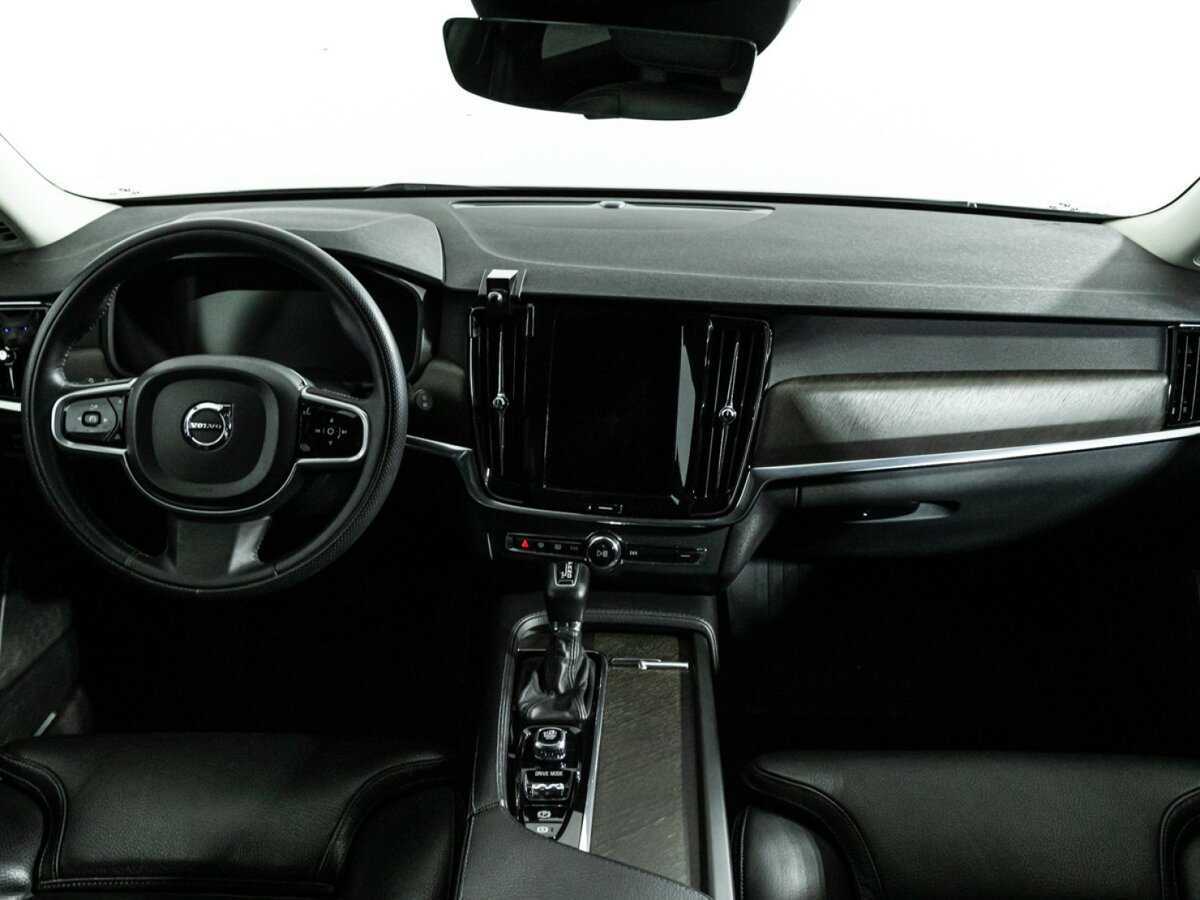 Volvo V90 Cross Country 2017 года с пробегом. Фото: #12