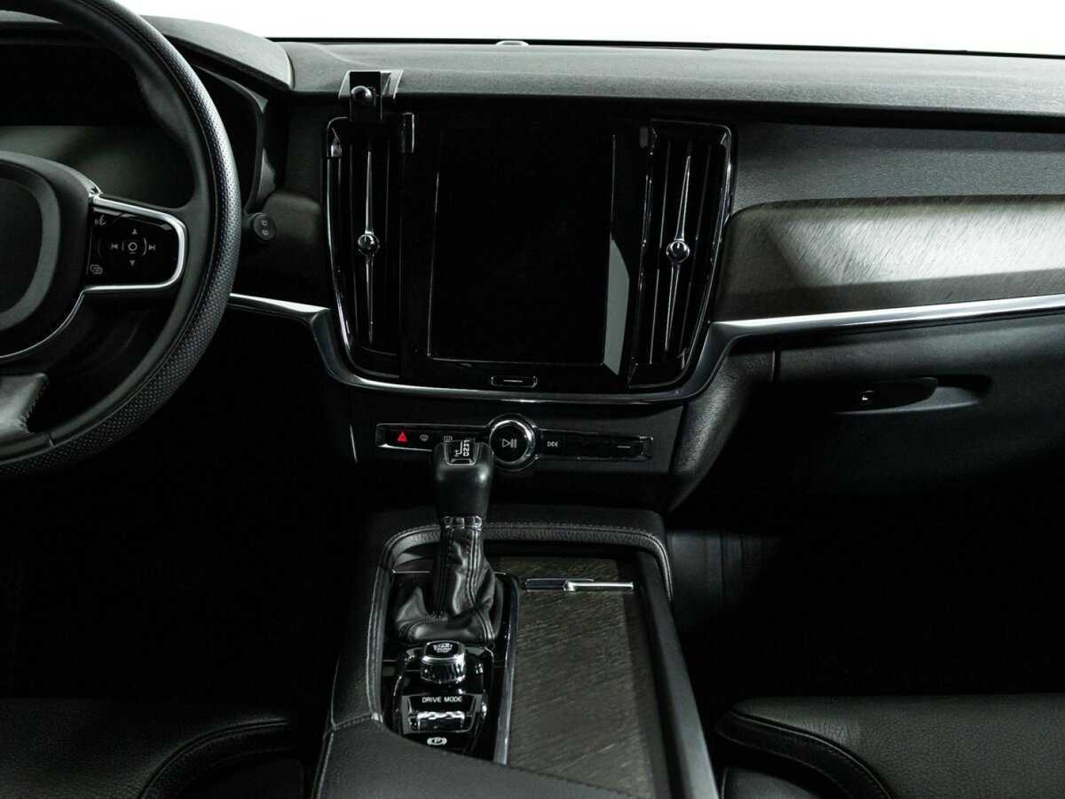 Volvo V90 Cross Country 2017 года с пробегом. Фото: #13