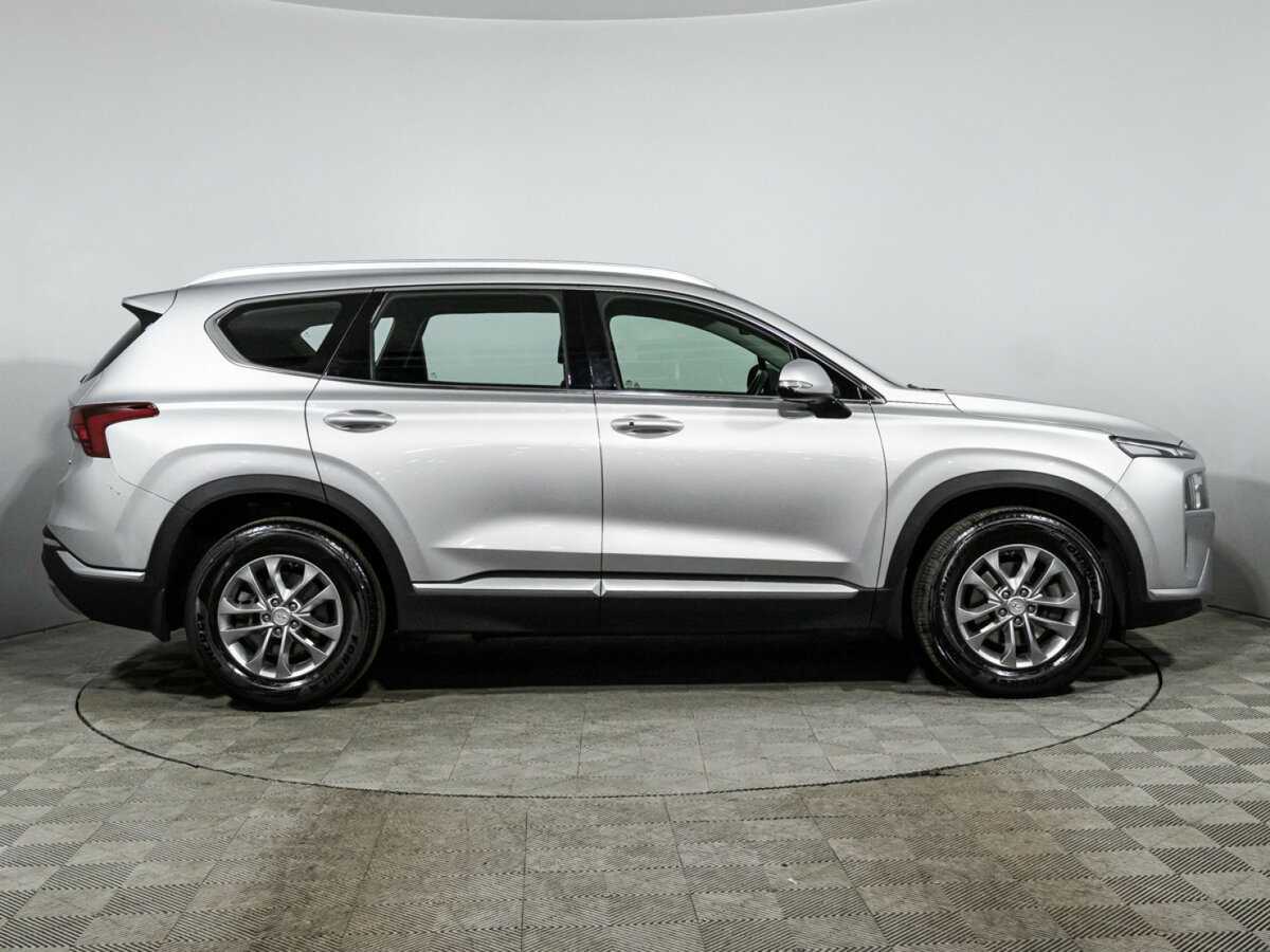 Hyundai Santa Fe 2021 года с пробегом. Фото: #3