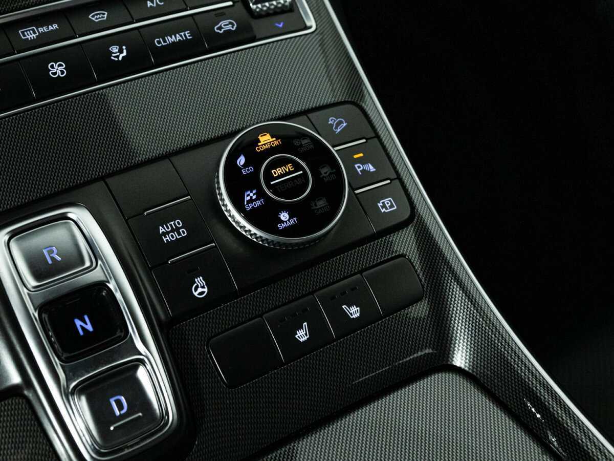 Hyundai Santa Fe 2021 года с пробегом. Фото: #16