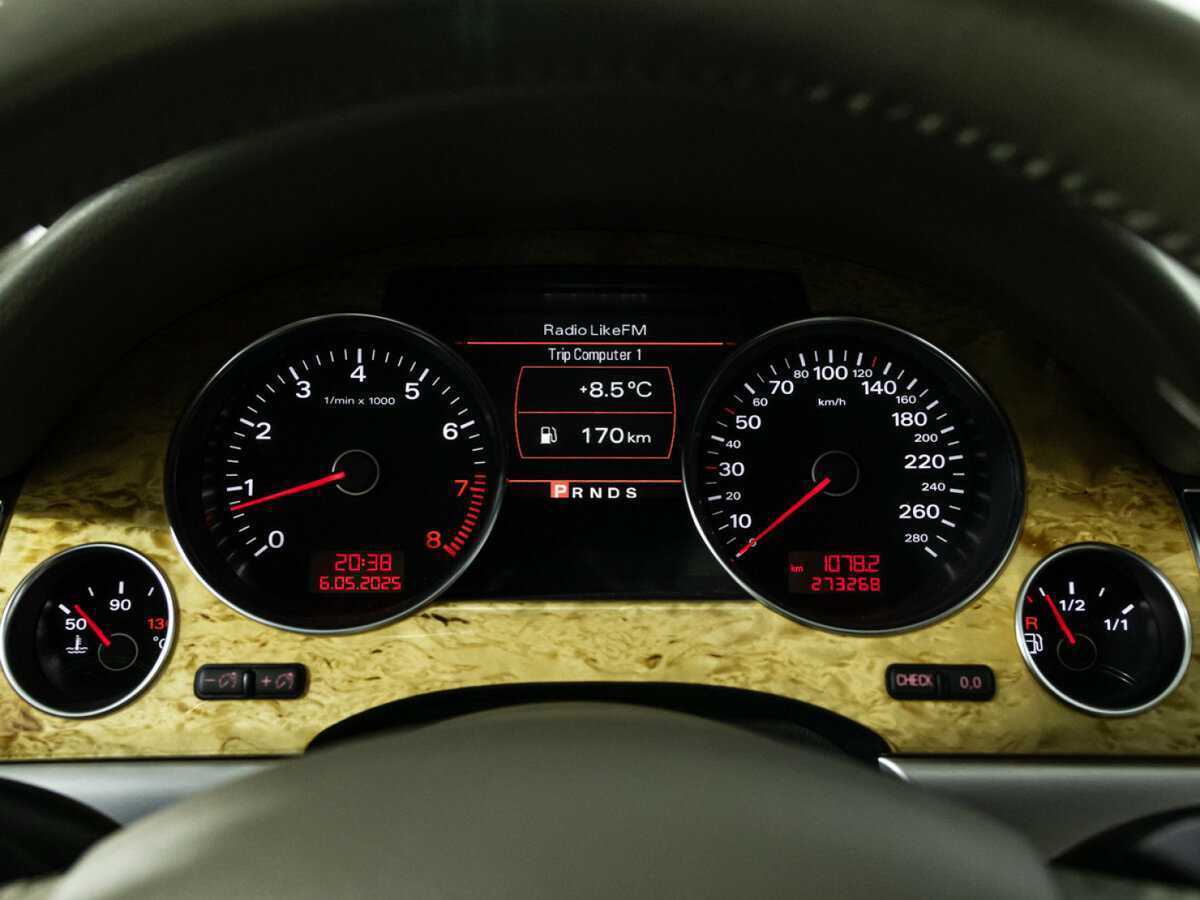 Audi A8 2008 года с пробегом. Фото: #11