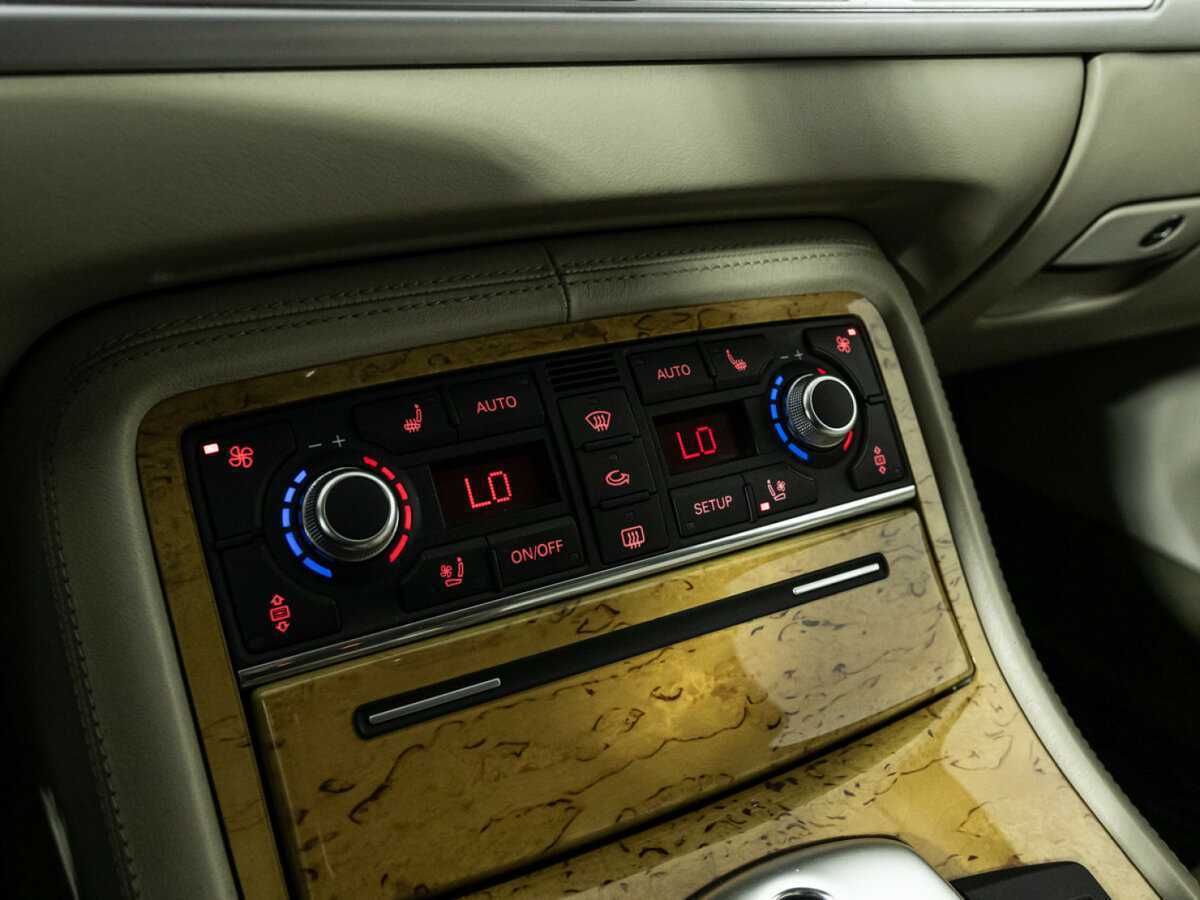 Audi A8 2008 года с пробегом. Фото: #17