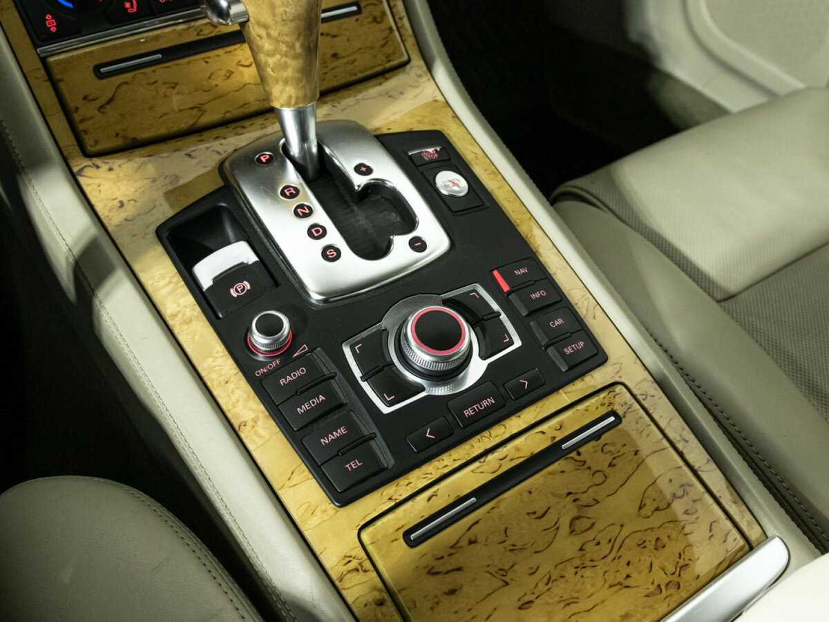 Audi A8 2008 года с пробегом. Фото: #18