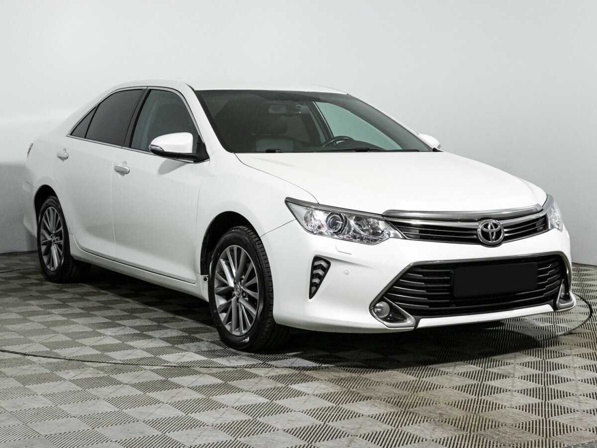 Toyota Camry 2016 года с пробегом. Фото: #2