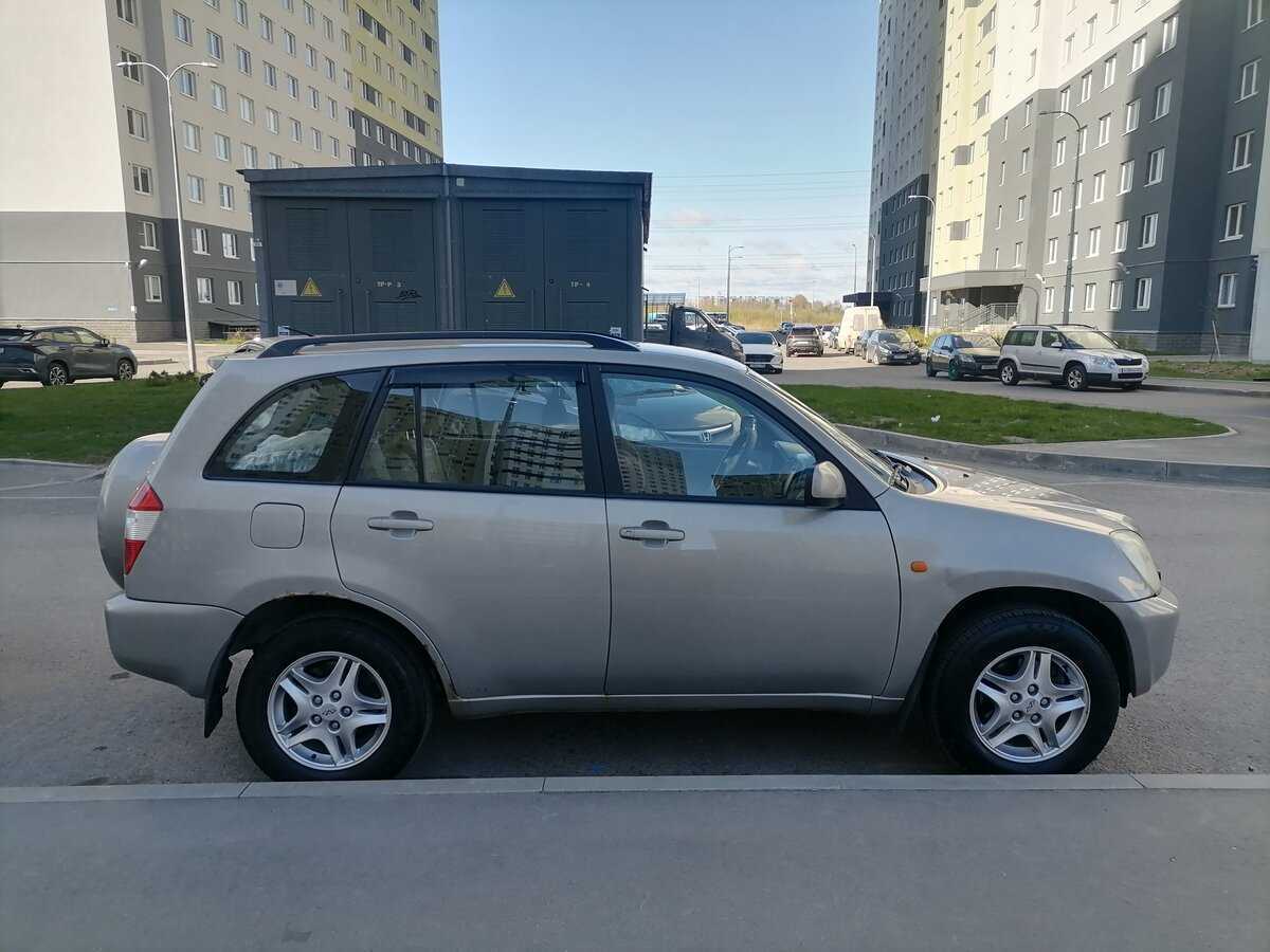 Chery Tiggo (T11) 2010 года с пробегом. Фото: #3