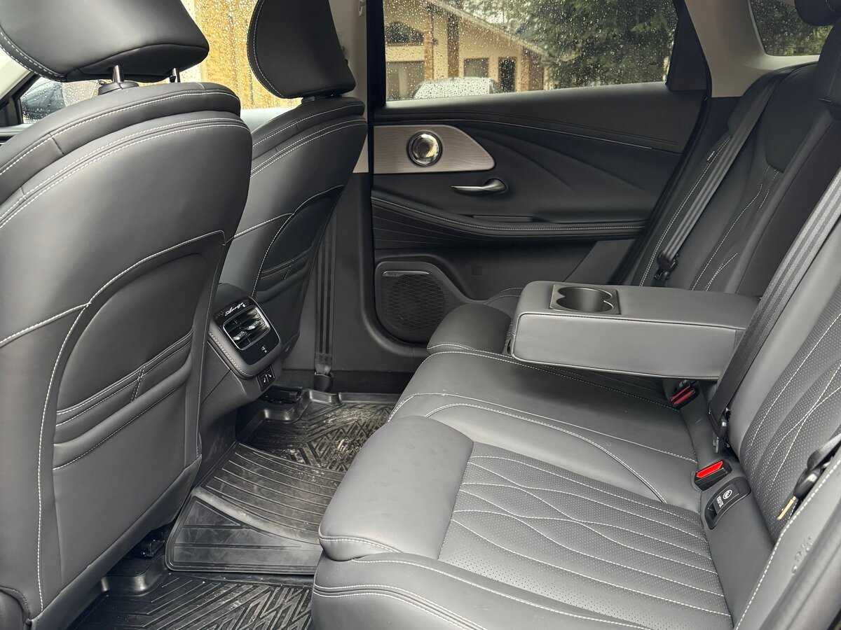 Chery Arrizo 8 2024 года с пробегом. Фото: #6