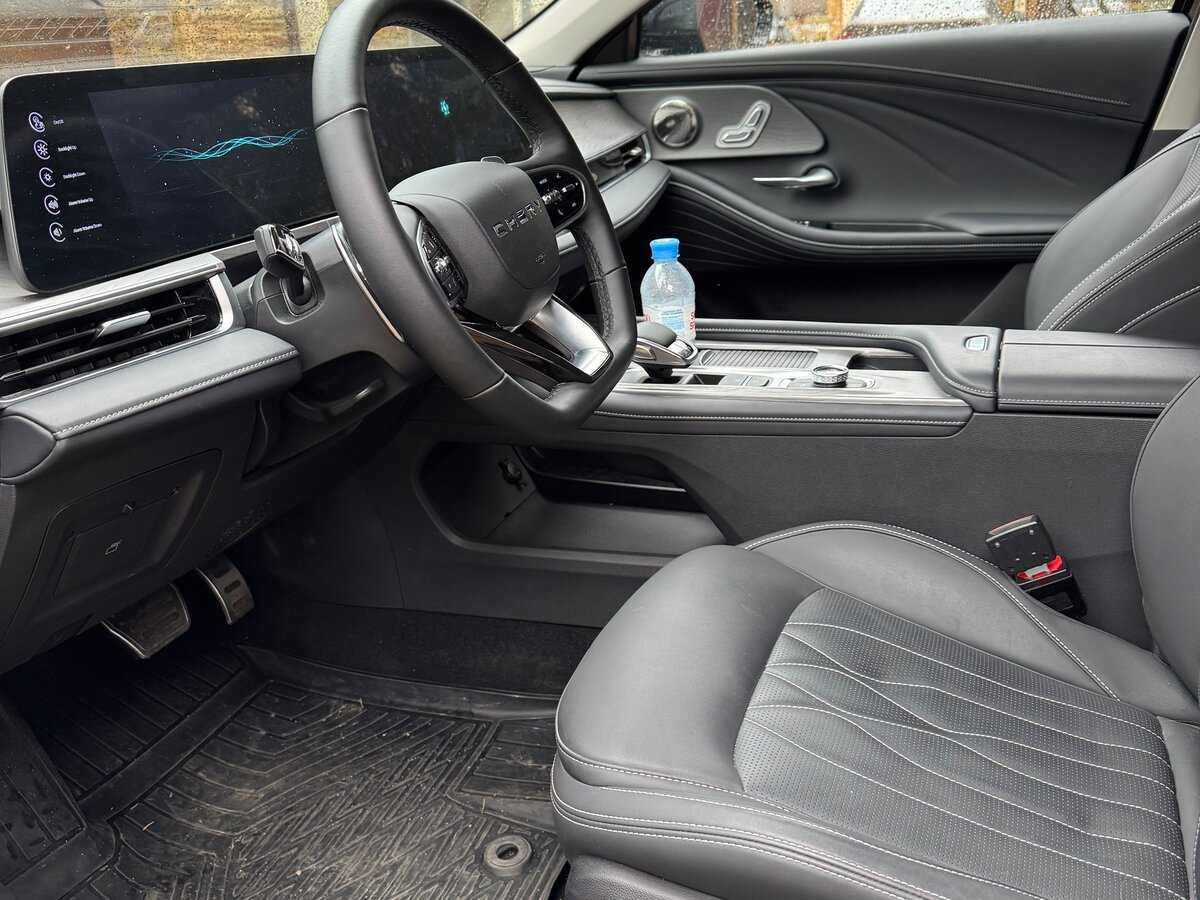 Chery Arrizo 8 2024 года с пробегом. Фото: #7