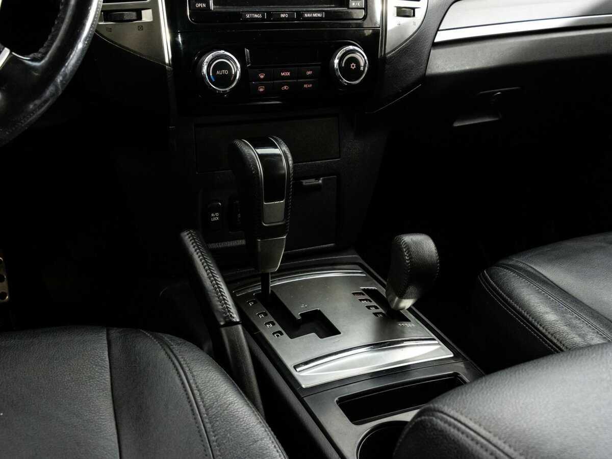 Mitsubishi Pajero 2014 года с пробегом. Фото: #11