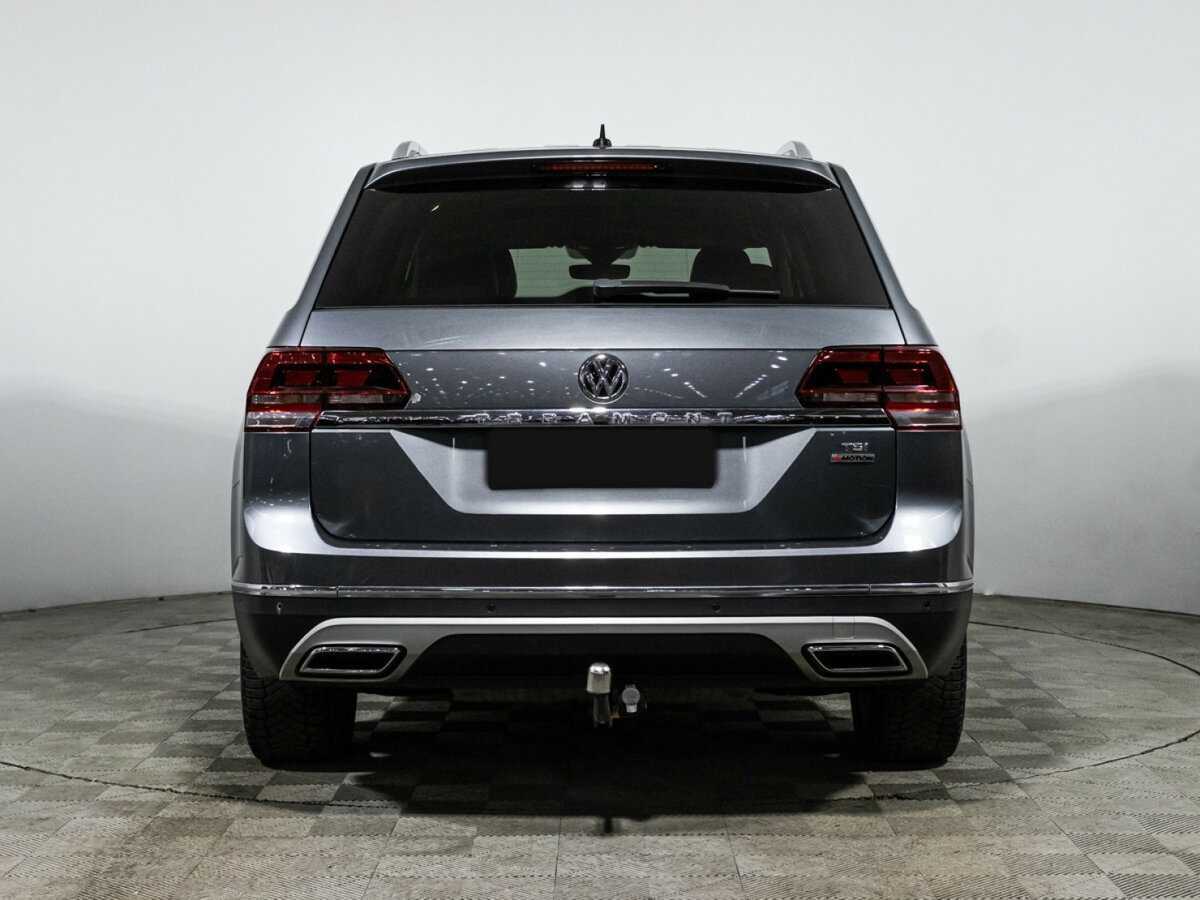 Volkswagen Teramont 2018 года с пробегом. Фото: #4