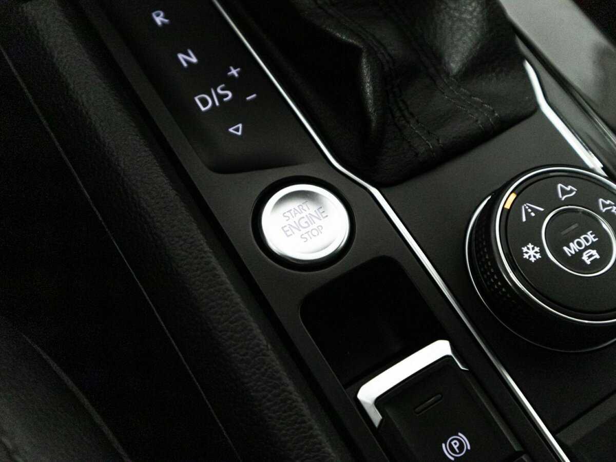 Volkswagen Teramont 2018 года с пробегом. Фото: #22