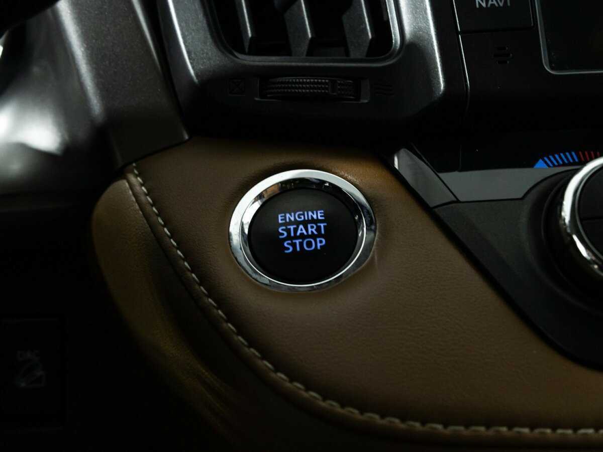 Toyota RAV4 2019 года с пробегом. Фото: #22