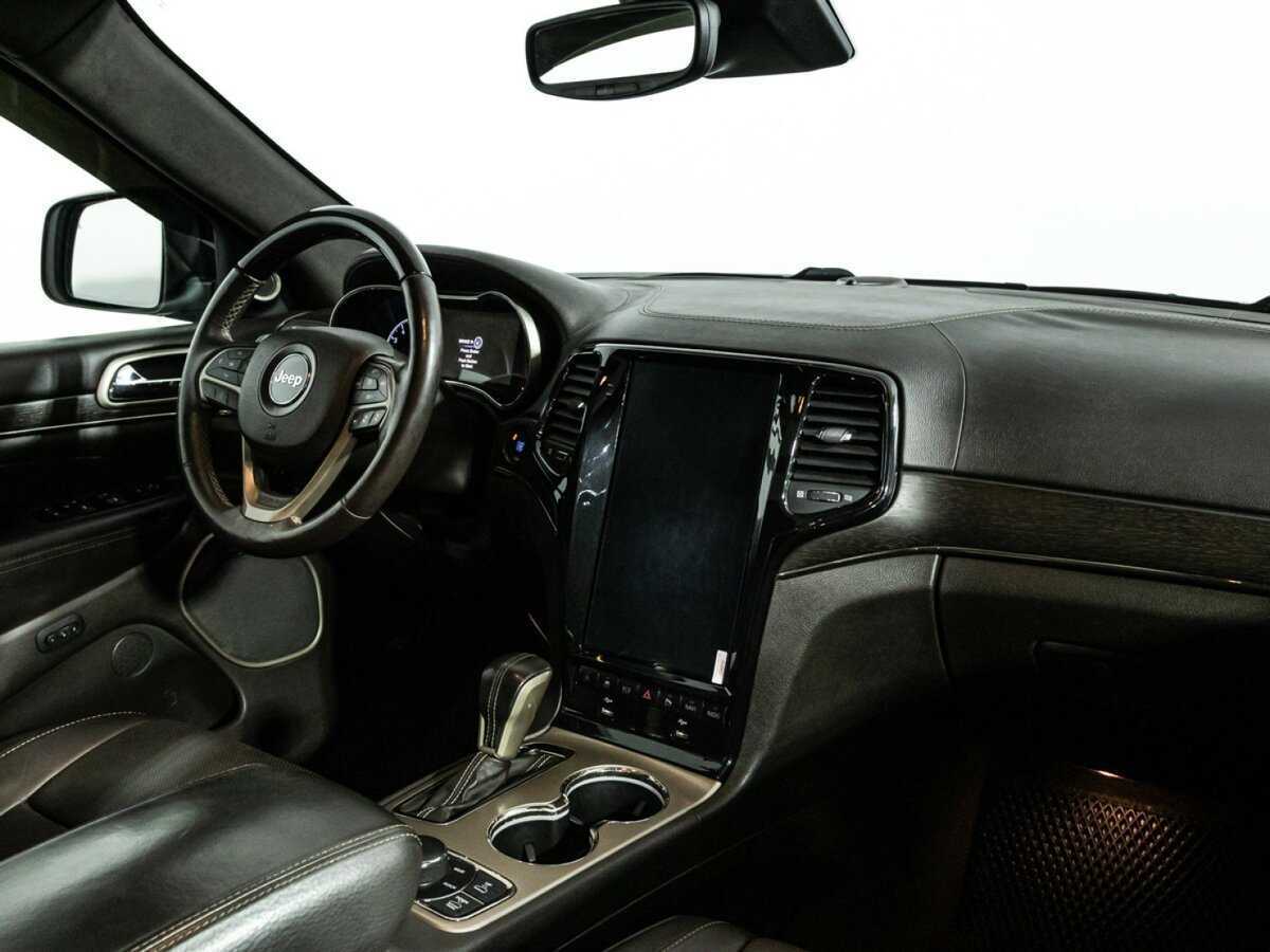Jeep Grand Cherokee 2017 года с пробегом. Фото: #8