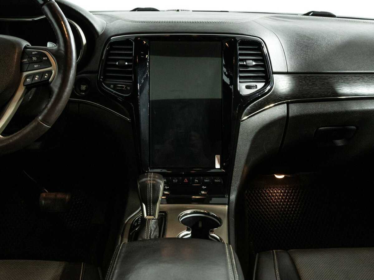 Jeep Grand Cherokee 2017 года с пробегом. Фото: #13