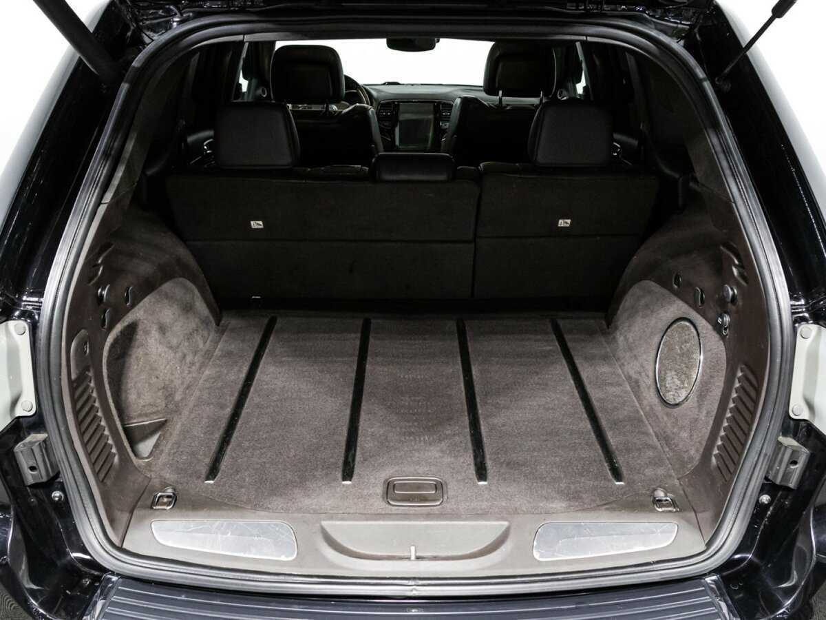 Jeep Grand Cherokee 2017 года с пробегом. Фото: #14