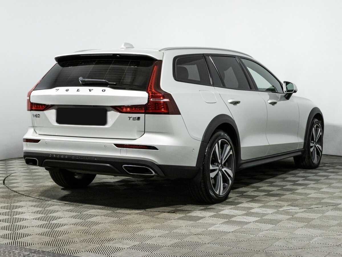 Volvo V60 Cross Country 2019 года с пробегом. Фото: #4